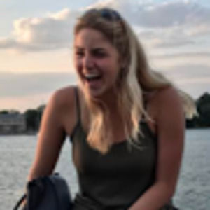 Meet your Posher, Annie